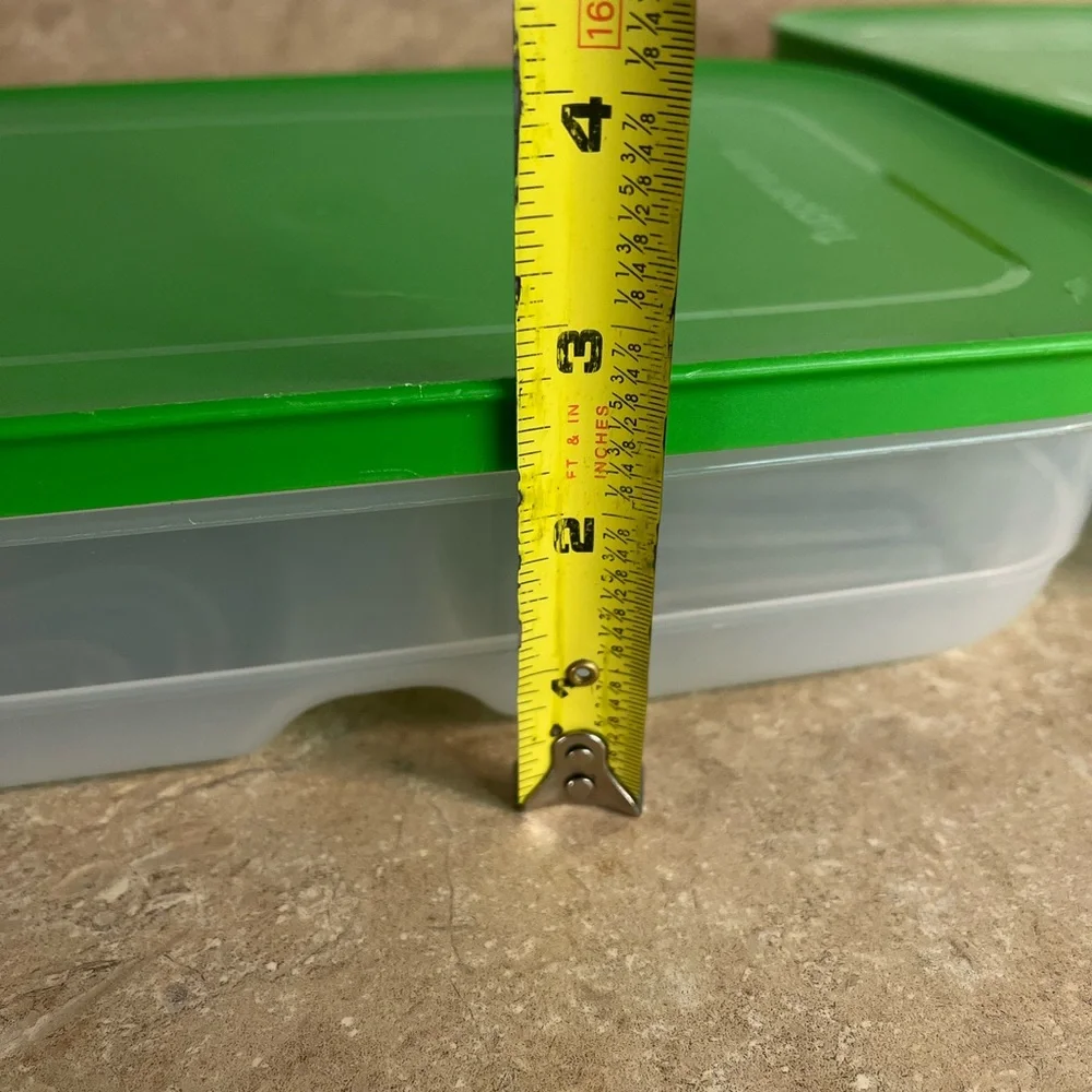 Tupperware Fridgesmart Medium